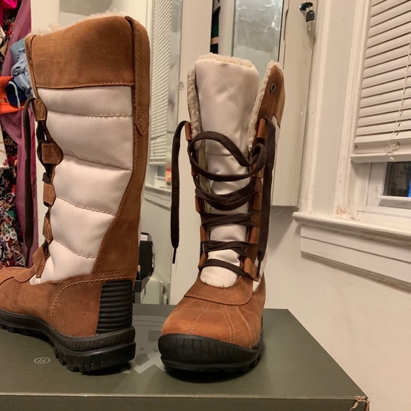 Timberland snow boots women’s size 8 - Picture 2 of 5